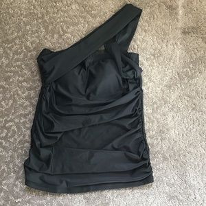 One shoulder tankini